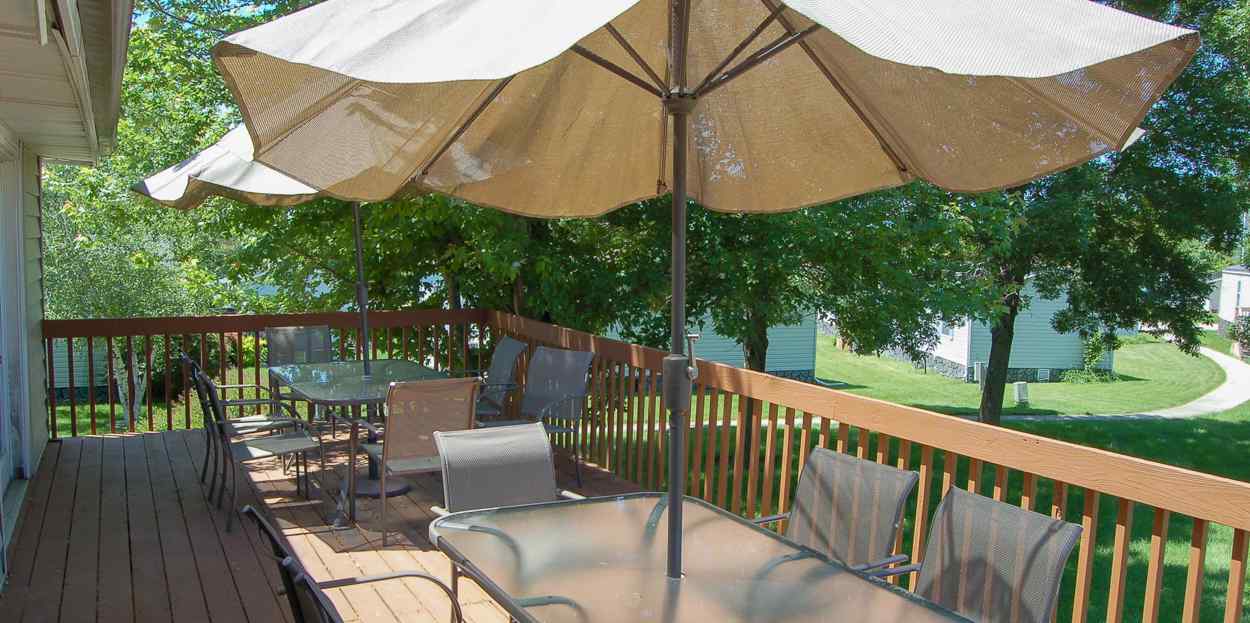 Country Club Crossing