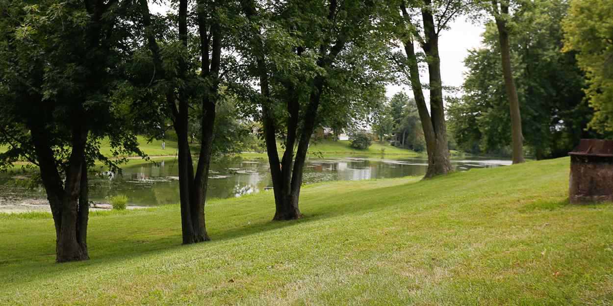 Lakewood Estates (IA)